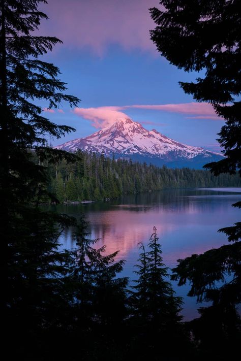 Lost Lake Oregon, Late Sunset, Visit Orlando, Sunset Light, Travel Quotes Adventure, Mt Hood, Us Travel Destinations, Visit Florida, Beautiful Night