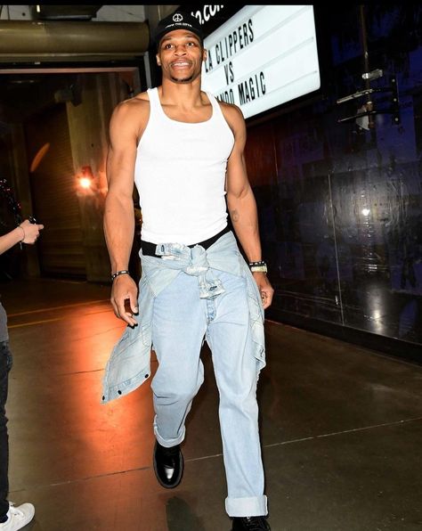 Russell Westbrook Outfits, Westbrook Outfits, Russell Westbrook Fashion, Westbrook Fashion, Tunnel Fits, Drip Ideas, Nba Drip, Nba Mvp, Nba All Star