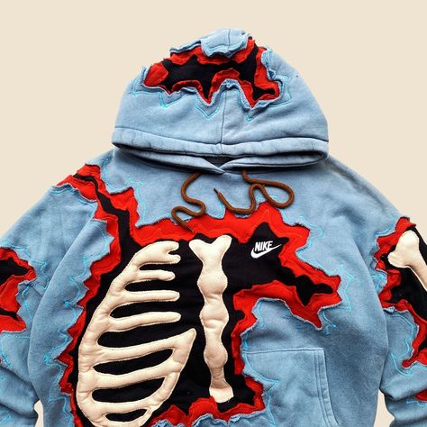 REWORKED NIKE CRACKY 3 LAYERED 3D PUFF SKELETON HOODIE SIZE MEDIUM BOXY Now available on the site. Link in bio🩵 Reworked Nike Hoodie, Reworked Hoodie, Reworked Sweatshirts, Mha Au, Reworked Fashion, Skeleton Hoodie, Cloth Ideas, Outfits For Guys, Dope Outfits For Guys