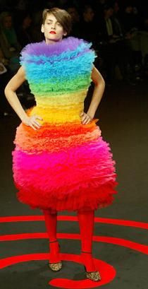 Uhhhhhh......? Ugly Bridesmaid Dresses, Ugly Wedding Dress, Justin Bieber Jokes, American Funny Videos, Ugly Dresses, Ugly Fashion, Crazy Dresses, Ugly Outfits, Crazy Fashion