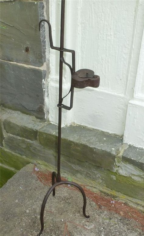 19th C Primitive Iron Floor Betty Lamp Stand Colonial Lighting, Rustic Primitive Decor, Book Items, Ron Hermione, Country Lighting, Primitive Lighting, American Garden, Iron Candlesticks, Lamp Stand