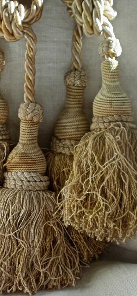 Antique French Tassels Large Tassels, Tassels Designs, Hantverk Diy, Desert Decor, Country Decorating, Vintage Circus, French Country Style, French Decor, French Inspired