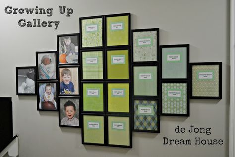 de Jong Dream House: DIY Quilt Display School Photo Gallery Wall, Yearly School Picture Display Ideas, How To Display School Pictures On Wall, School Picture Wall Ideas, School Picture Gallery Wall, School Year Picture Display, School Year Photos Display, How To Display School Pictures, Displaying School Pictures