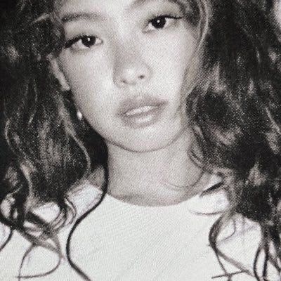 Jennie Icon, Blackpink Icons, O Clock, Blackpink Jennie, Curly Hair, We Heart It, Lost, Hair