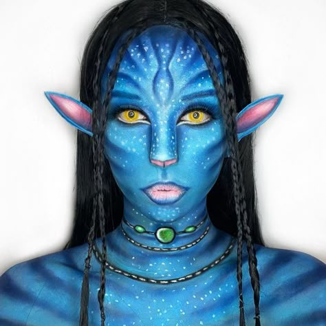 Avatar Face Painting, Face Paint Cosplay, Avatar Inspired Makeup, Avatar Face Paint, Long Black Braids, Avatar Halloween Costumes, Avatar Costume, Instagram Avatar, Blue Face Paint