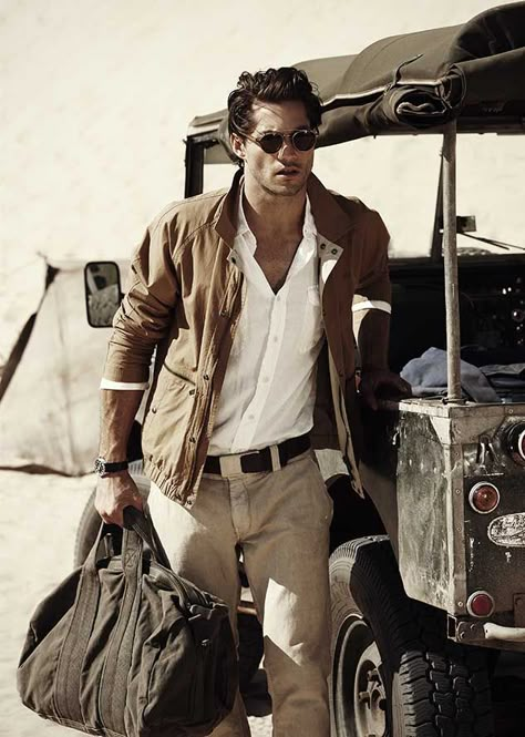 Safari chic... Safari Outfit, Safari Outfits, Vintage Safari, Safari Chic, Adventure Outfit, Rugged Style, Burberry Brit, Safari Style, Cool Outfits For Men