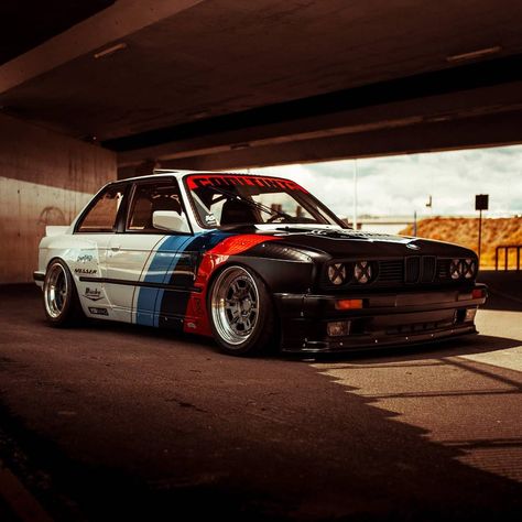 Bmw E30 Coupe, Old Bmw, Autos Bmw, Carros Bmw, Bmw E21, Bmw Design, Serie Bmw, Bmw E30 M3, Bmw Classic Cars