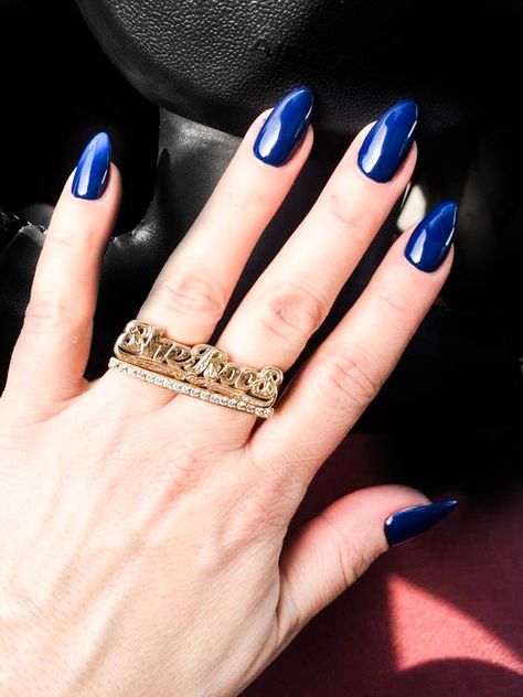 Navy blue acrylic oval nails| Deep blue acrylic oval nails| Acrylic nails| Oval nails Nails Deep Blue, Acrylic Nails Oval, Simple Prom Nails, Prom Nails French, Makeup Baddie, Oval Acrylic Nails, Nails Baddie, Prom Nail Designs, Prom Nails Red