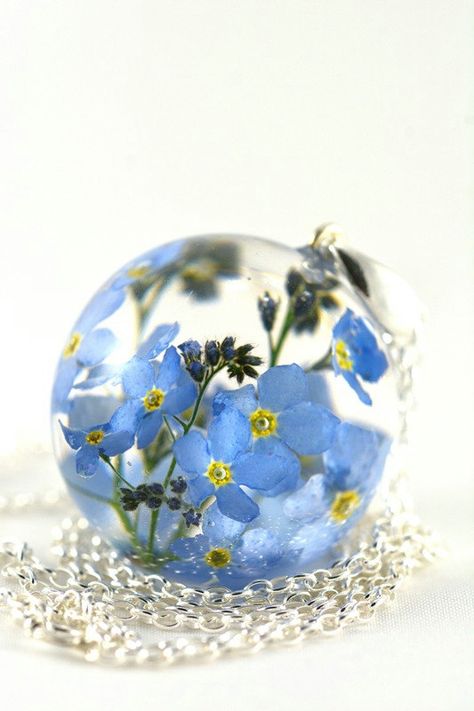 Forget-me-not Pendant Blue Flower Pendant Nots Resin by Caldesia Elegant Blue Necklace With Pressed Flowers, Blue Flower Resin Jewelry, Talking Flowers, Vintage Blue Flower Pendant Necklace, Forget Me Not Pendant, Myosotis Sylvatica, Blue Round Pendant Necklace With Pressed Flowers, Natural Essence, Ravenclaw Aesthetic