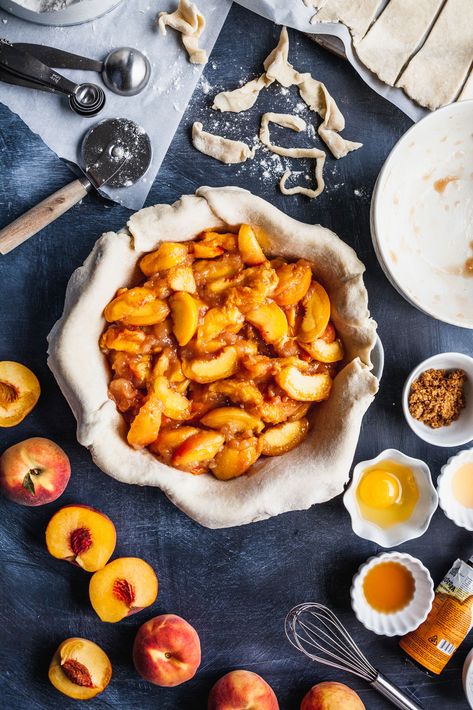 Rum And Bitters Peach Pie Fresh Peach Pie, Gooseberry Patch, Pie Shop, Peach Pie, Peach Recipe, Perfect Pies, Peaches Cream, Om Nom, Pie Recipes