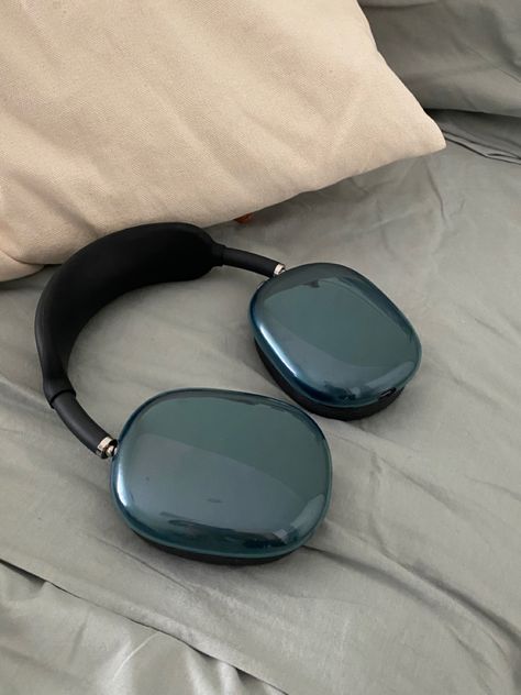 P9 Headphone Aesthetic, Airpod Pro Max Headphone, Blue Apple Headphones, Blue Airpod Max Aesthetic, Apple Headphones Aesthetic, Aesthetic Headphones, Airpods Max Case, Headphones Aesthetic, Apple Headphones