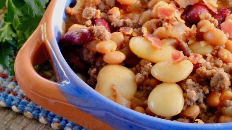 Betty's 3-Bean Hot Dish (a la Minnesota) Slow Cooker Apple Crisp, Healthy Slow Cooker Recipes, Slow Cooker Creamed Corn, Slow Cooker Baked Beans, Boston Baked Beans, Cowboy Beans, Canned Butter, Slow Cooker Apples, Baked Bean Recipes