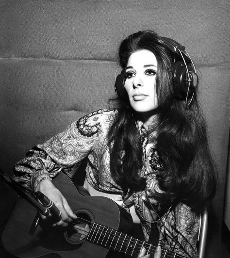 Bobbie Gentry, Bless The Child, Country Pop, Female Musicians, Music Icon, Photo Archive, Studio Album, Singer Songwriter, Country Music