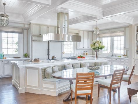 Kitchen Island Booth, Kitchen Islands Ideas With Seating, Kitchen Booths, Kitchen Island Bench, Kitchen Island With Seating, Built In Seating, Kitchen And Dining Room, Banquette Seating, Island With Seating