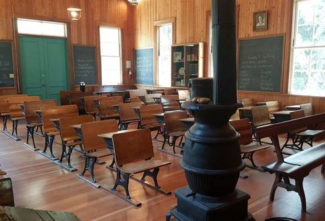 One Room Schoolhouse, Lake Forest, Vintage School, Orange County, Historic Buildings, Day Trip, Places To Visit, Lake, Building