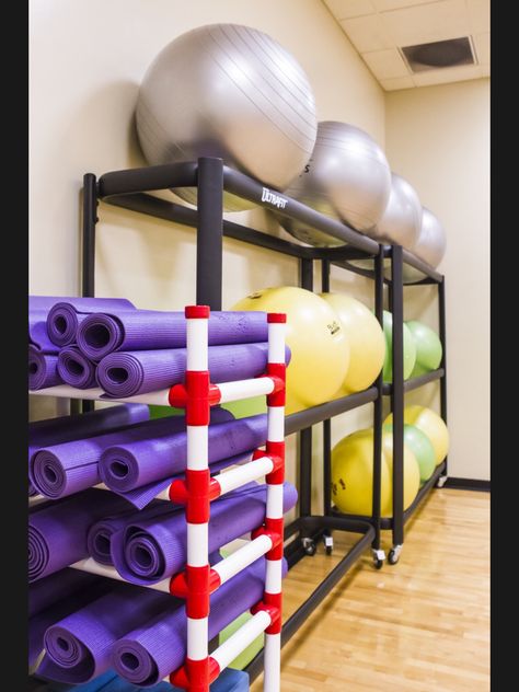 Aerobics room, Soka Gym. Zumba Studio Design, Aerobics Room Interior, Pilates Ball Storage, Yoga Studio Equipment, Mat Pilates Studio, Gym Architecture, Aquatic Design, Gym Room, Workout Rooms