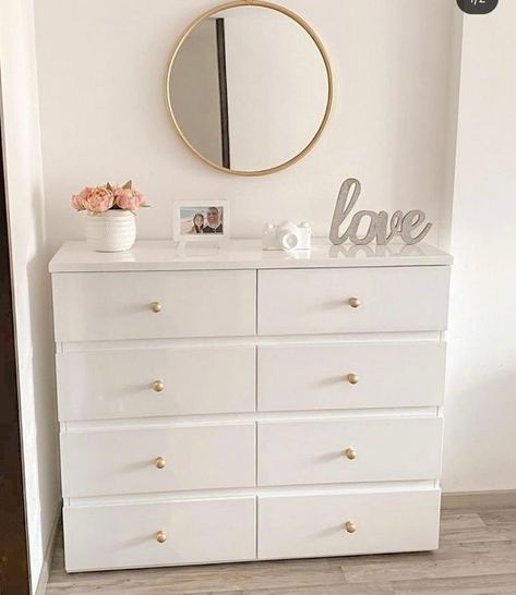 Chest drawer available DM for order #namaslay #namaslaycustomstore #namaslaydecor Chest Drawer Decor Ideas, Bedroom Dressing Table Modern, Chest Of Drawers Decor, Modern Dressing Table Designs, Dressing Table Modern, Modern Dressing Table, Mirror Dressing Table, Gold Bedroom Decor, Dressing Table With Drawers