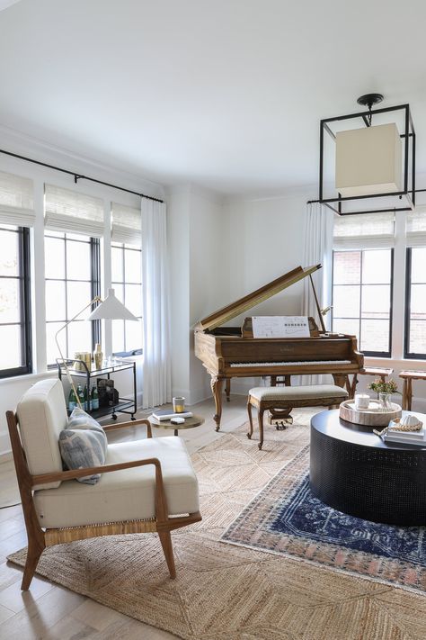 Piano Room Design, Grand Piano Living Room, Grand Piano Room, Piano At Home, Piano Room Decor, Piano Living Rooms, Piano Lounge, Kate Marker Interiors, Piano Decor