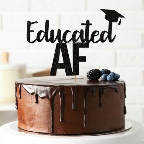 High School Decoration, High School Decor, College Graduation Cakes, Graduation Cake Designs, Graduation Cake Topper, Graduation Gift For Him, Graduation Party Cake, Teen Cakes, Cap Graduation