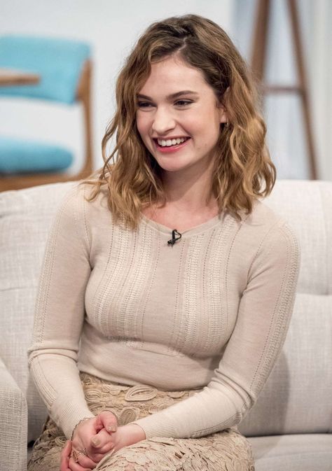 Lily James Pride And Prejudice And Zombies, Lace Pencil Skirt, Lily James, Photo Archive, New Yorker, Online Photo, Celebrities Female, Amazing Women, Celebrity Style