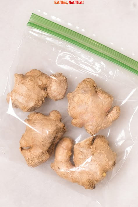 Storing Fresh Ginger, How To Store Ginger, Store Fresh Herbs, Ginger Water, Fruit And Vegetable Storage, Ginger Benefits, Eat This Not That, Ginger Recipes, Food Saver