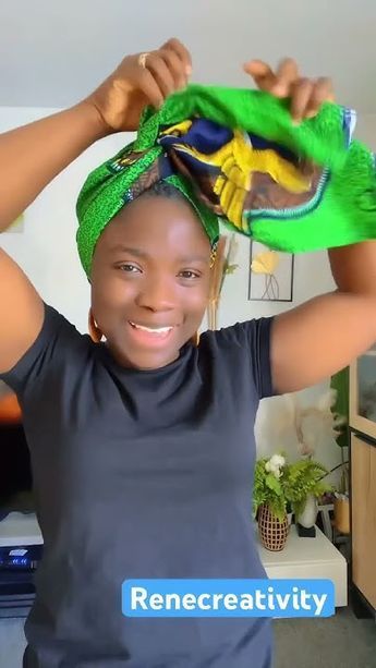 Ways To Tie Headwrap, Doek Styles With Short Hair, African Doek Style, Tying Scarf On Head, How To Tie Head Wraps, How To Tie Hair Scarf, African Headwrap Styles, How To Tie A Hair Scarf, How To Tie A Head Wrap