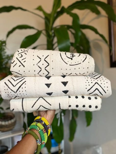 Authentic African Mudcloth Fabric White & Black Bambara | Etsy Modern African Decor, Afrocentric Decor, African Inspired Decor, African Pattern Design, African Interior, African Mudcloth, Mudcloth Fabric, African Home Decor, African Decor