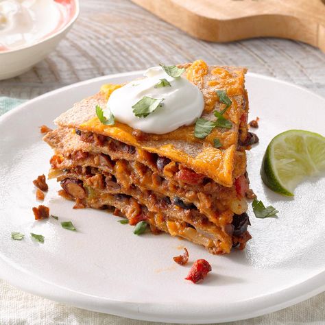 Enchilada Pie Recipe, Tortilla Pie, Enchilada Pie, Chicken Panini Recipes, Vegetarian Slow Cooker, Green Chile Chicken Enchiladas, Chicken Panini, Mexican Lasagna, Panini Recipes