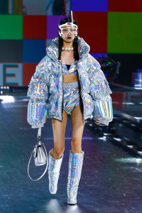 The Craziest Shoes Milan Fashion Week Fall 2021 – Footwear News Futurism Fashion, Space Fashion, Cyberpunk Fashion, Mode Casual, Futuristic Fashion, Ex Machina, Fashion Inspiration Design, Future Fashion, Dolce E Gabbana