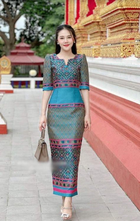 Myanmar traditional dress