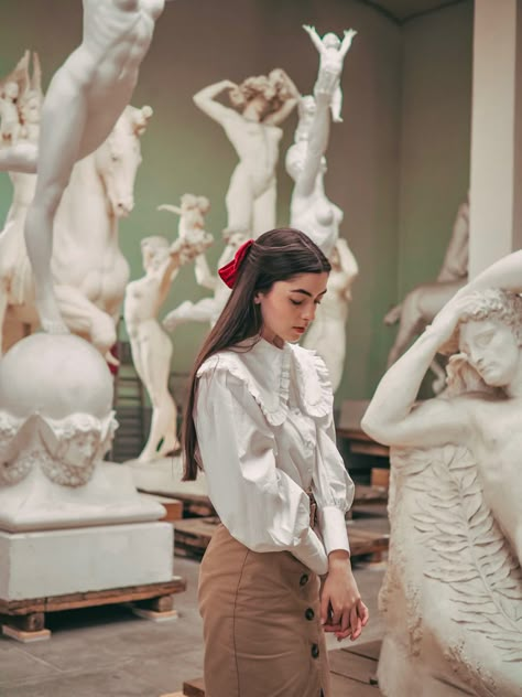 #fashion #sculpture #museum #art #aesthetic #vintage Art Aesthetic Vintage, Fashion Sculpture, Sculpture Museum, Most Paused Movie Scenes, The Pause, Art Aesthetic, Why People, Aesthetic Vintage, Reason Why