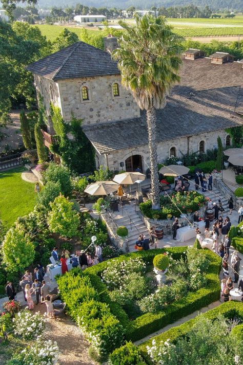 V Sattui Wedding, All Inclusive Wedding Destinations, Napa Winery Wedding, Napa Valley Weddings, Napa Valley Aesthetic, Napa Wedding Ideas, Napa Valley Elopement, Napa Elopement, Wedding In Napa Valley