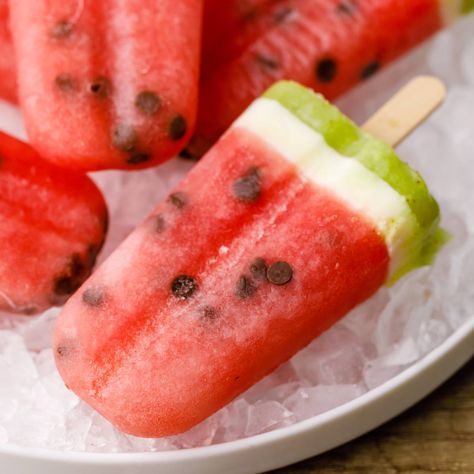 Out of This World Watermelon Popsicles Frozen Watermelon Margarita, Mango Popsicles, Watermelon Popsicles, Yogurt Popsicles, Frozen Watermelon, Fruit Popsicles, Watermelon Margarita, Frozen Snack, Homemade Popsicles