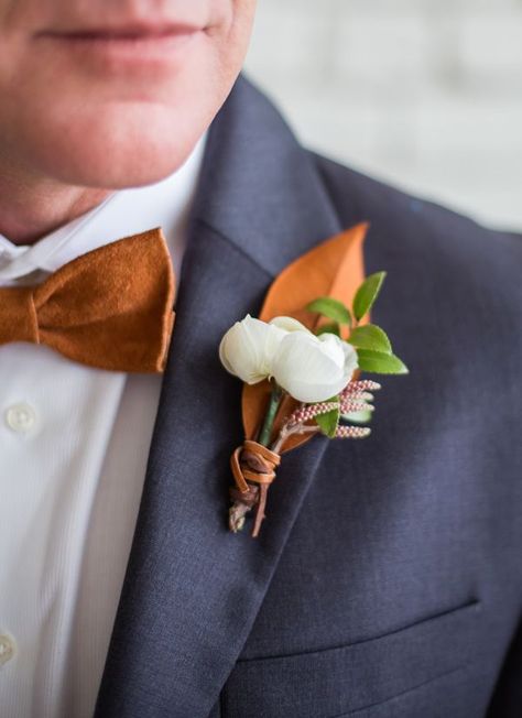 white boutonniere with a magnolia leaf - photo by Shelley Elena Photography http://ruffledblog.com/indigo-and-copper-wedding-inspiration Copper Tie, White Boutonniere, Magnolia Leaf, Grey Suits, Magnolia Wedding, Modern Wedding Flowers, Wedding Boutonniere, Copper Wedding, Groom Looks