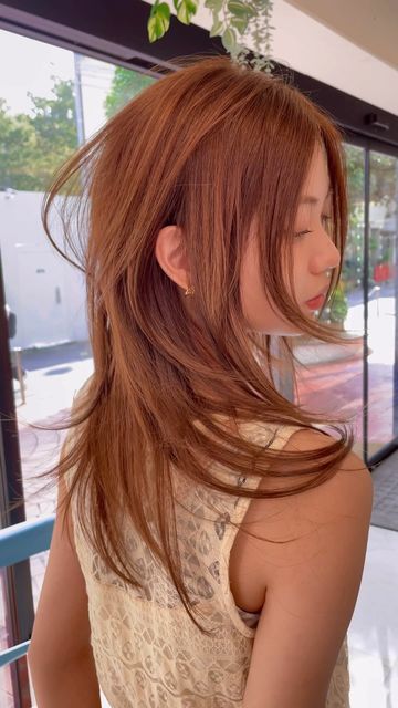 Asian Hair Inspo, Hush Cut, Asian Long Hair, Amber Hair, Shaggy Long Hair, Wispy Hair, Hair Inspiration Long, Straight Blonde Hair, Hair Inspiration Short