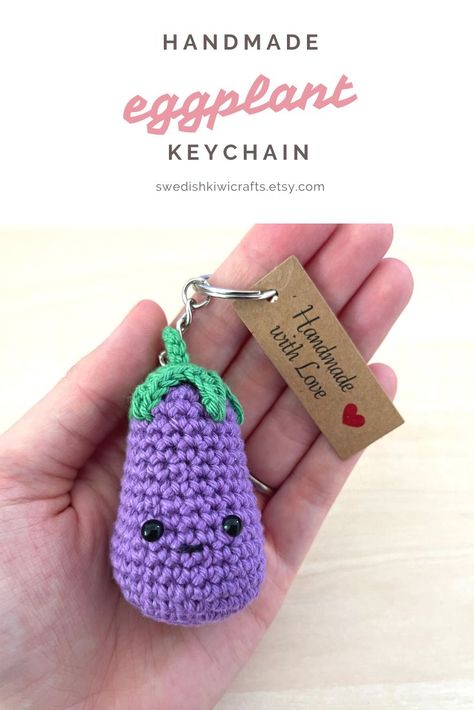 Crochet Eggplant Free Pattern, Crochet Patterns Simple, Crochet Eggplant, Simple Amigurumi, Crocheted Food, Crochet Keyring, Keychain Aesthetic, Keychain Amigurumi, Crochet Hippo