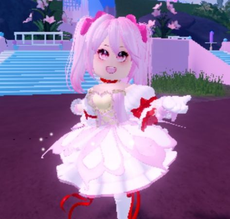 Madoka Magica Royale High, My Melody Royale High, Madoka Royale High, Royal High Cosplay Ideas, Royale High Cutecore, Cutecore Royale High Outfits, Cutecore Royale High, Rh Cosplay, Roblox Cosplay