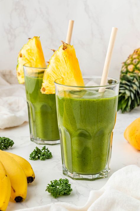 Tropical Smoothie Cafe Island Green - Simple Copycat Recipes Island Green Smoothie Tropical Smoothie, Tropical Smoothie Island Green Recipe, Tropical Smoothie Recipes Copycat, Tropical Smoothie Cafe Recipes, Island Green Smoothie Recipe, Island Green Smoothie, Protein Drink Recipes, Tropical Smoothie Recipes, Tropical Green Smoothie