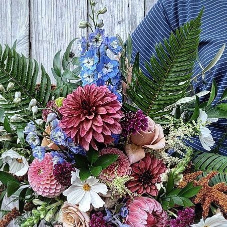 Adina S • Wedding + Elopement Florist on Instagram: "Bree and Conner🤎 Why is there no burgundy heart emoji. Rude. I am OBSESSED with these “Night Silence” dahlias from @bellinghamflowerfarm. They were a sub from my original choice and they are even better than what I had initially planned on. This level of texture makes my little heart just sing and I hope you love it too. (Most) flowers from @bellinghamflowerfarm @floraliefarm and my garden" Dahlia Bouquet, Heart Emoji, Wedding Elopement, Bridesmaid Bouquet, My Garden, Dahlia, Elopement, Florist, Texture