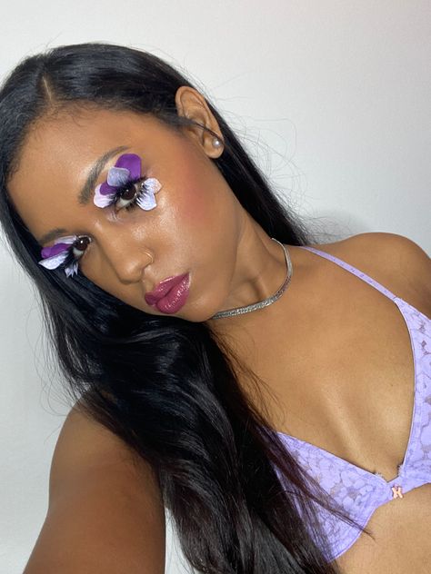 Savage fenty lingere show purple flowers makeup look remake Purple Flower Makeup, Savage Fenty, Periwinkle Flowers, Flower Makeup, Purple Makeup, Editorial Makeup, Purple Flower, Cosmetology, White Outfits