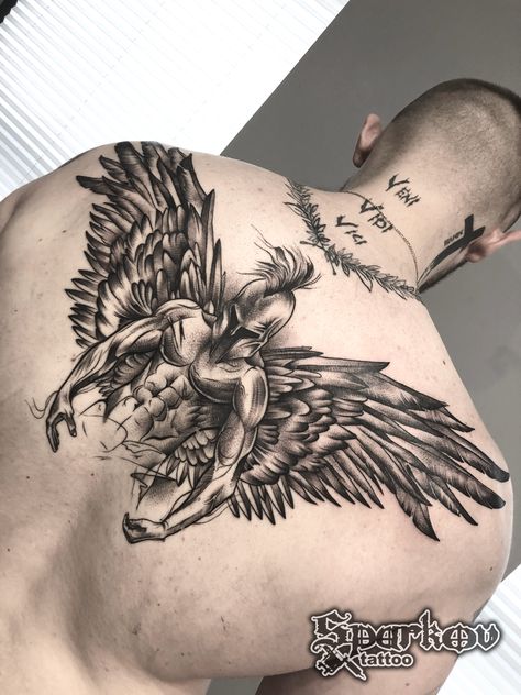 Realistic spartan with wings tattoo by Nikolay Sparkov. #sleeve #tattoo #tattoosleeve #realistictattoo Back Tattoo With Wings, Medium Size Back Tattoos, Women Angel Tattoo, Icarus Wings Tattoo, Spartan With Wings Tattoo, Gladiator Angel Tattoo, Warrior Angel Tattoo, Men’s Back Tattoos Wings, Sparta Tattoo