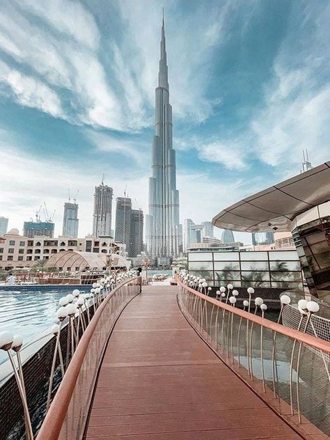 Top Locations for Pre Wedding Shoot In Dubai Burj Khalifa Instagram, Love Lake Dubai, Instagram Story Captions, Dubai Souk, Story Captions, Old Dubai, Dubai Aquarium, Underwater Diving, Pre Wedding Poses