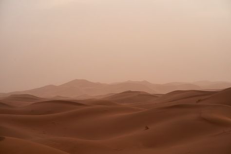 Sandstorm Aesthetic, Mac Backgrounds, Desert Background, Sand Storm, Desert Aesthetic, Free High Resolution Photos, Disney Iphone, Mountain Wallpaper, Mac Wallpaper