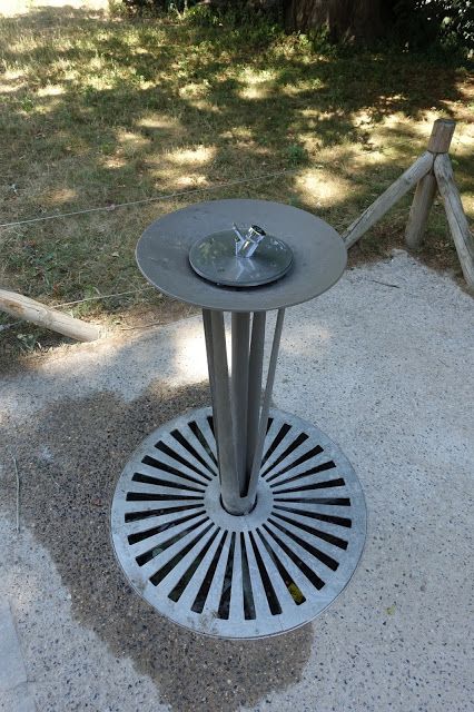 Drinking Fountains Outdoor Drinking Fountain, Drinking Water Fountain, Drinking Fountains, Outdoor Fireplace Patio, Fountain Design, Faucet Design, Drinking Fountain, Fountains Outdoor, Street Furniture