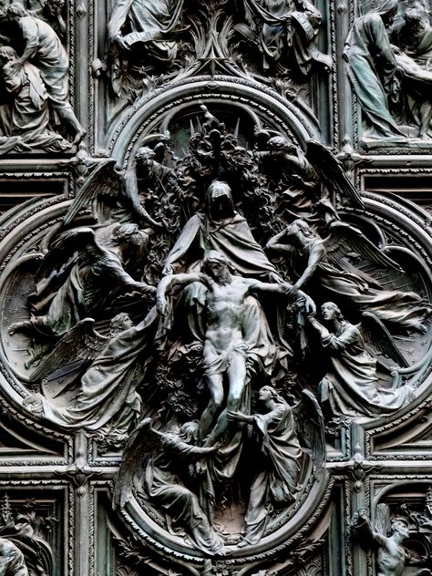 Milan Duomo, Milan Cathedral, Jesus Tattoo, Religious Tattoos, Cemetery Art, Door Designs, Angel Statues, Art Station, European Art