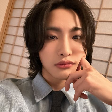 seonghwa icon Seonghwa Ateez Icon, Man On Fire, Ateez Icon, Ateez Seonghwa, Seonghwa Ateez, Park Seong-hwa, Kpop Icons, Baby Mama, Iconic Photos