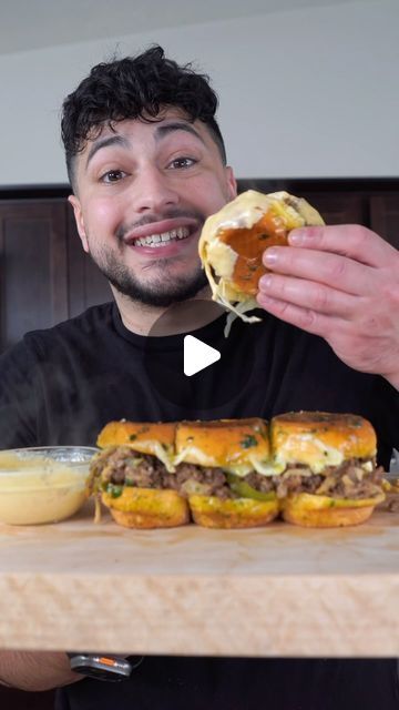 Ahmad Alzahabi on Instagram: "Cheese Steak Sliders 😮‍💨🤤" Cheese Steak Sliders, Ahmad Alzahabi, Steak Sliders, Sliders Recipes, Cheesesteak Sliders, Philly Cheese Steak Sliders, Chopped Steak, Air Fryer Steak, Instagram Recipes