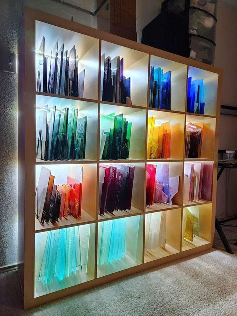 Stained Glass Storage Rack, Stained Glass Workbench, Stained Glass Studio Setup, Stained Glass Storage Ideas, Stained Glass Workshop Ideas, Stained Glass Storage, Stained Glass Workshop, Garage Workbench Plans, Stained Glass Studio