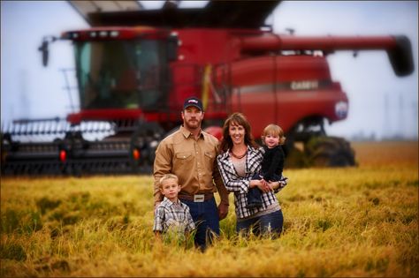 Tractor Family Pictures, Family Farm Photos, Tractor Photography, Farm Senior Pictures, Harvest Pictures, Farm Family Pictures, Elegant Photoshoot, Country Photos, Truck Photos