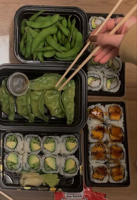 Sushi Takeout Aesthetic, Aesthetic Takeout, Food For Movie Night, Sushi Night Aesthetic, Takeout Aesthetic, Sushi Takeout, Healthy Takeout, Movie Night Food, Night Movie